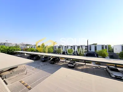 Stylish 1 BR | Balcony | Prime Gate Location