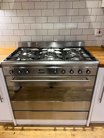 Smeg Stainless Steel 90cm Gas with electric oven