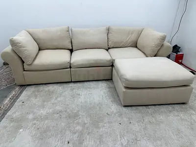 Amazing condition pottery barn Sofa