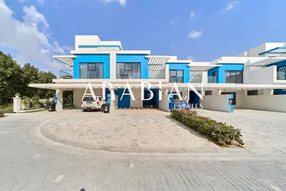 Rare Single Row | Water View | Furnished
