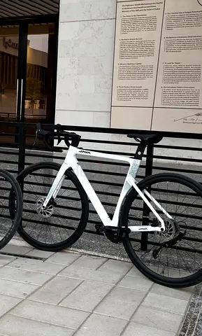Java sports road bike