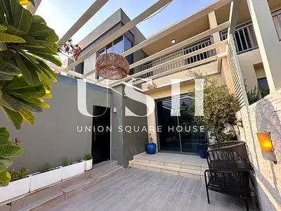 Upgraded Garden Villa | Vacant | Spacious Layout
