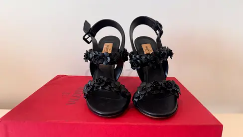 Valentino black leather heels 35,5