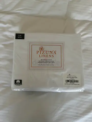 Linens White Bed Sheet Set - King Size, Brand New