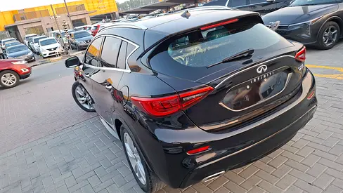 2019 Infiniti QX30 照片 10