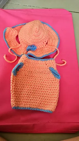Kitten clothes