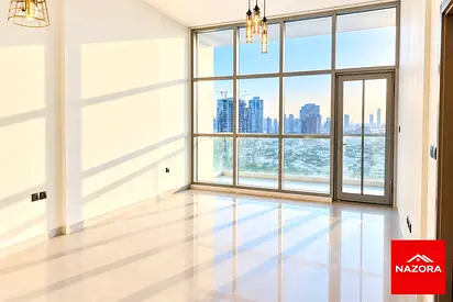 Skyline Views | Spacious 1BR | Prime Layout