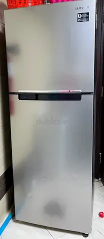 Samsung 2-Door Top Freezer Refrigerator - Silver, Good Working Condition