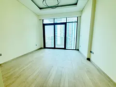 Spacious Studio Flat Just 47k Rent 4 Cheques Kitchen Appliances