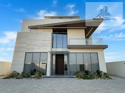 Contemporary Villa| Garden Area | Covered Parking