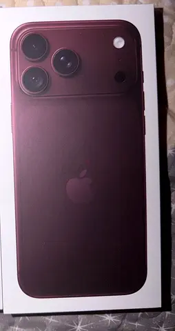 iPhone 18 Pro Max 256 GB Burgundy colour