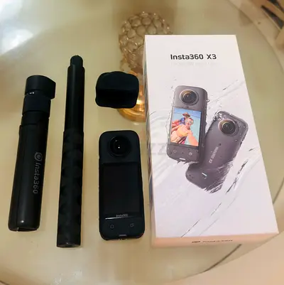 Insta360 x3