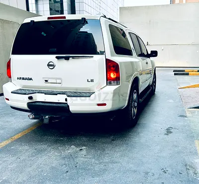 Reliable Nissan Armada 2011 LE | GCC-Well Maintained-8 seats driving great 100% EVERYTHING