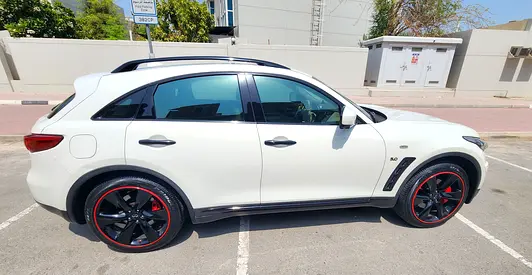 2014 Infiniti QX70 照片 10