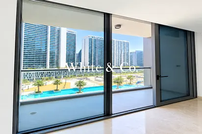 Prime location | Vacant | Luxury living