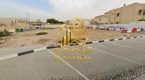 Prime corner residential land for sale in Semnan