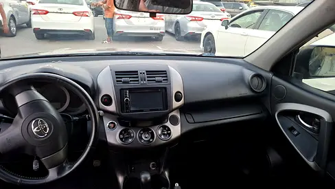 2010 Toyota RAV 4 — миниатюра 18