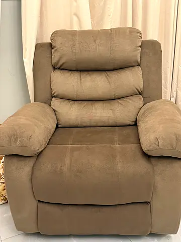 Comfortable Recliner Chair with Footrest – Good Condition
