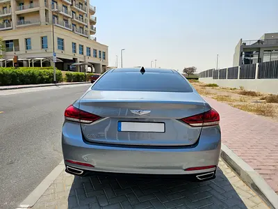 صورة 4 لـ 2016 Genesis G80