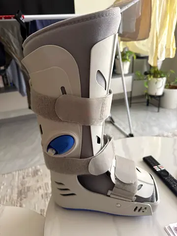 Medical boot