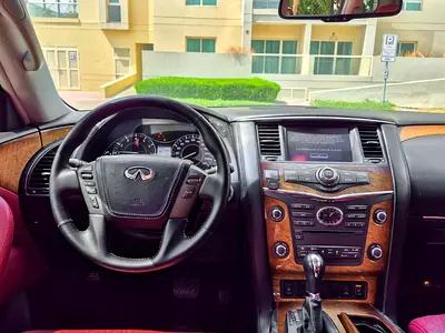 2014 Infiniti QX80 照片 10