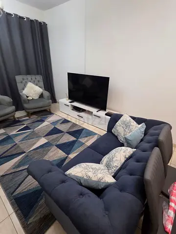 1 BHK Flat fully Furnished - Master Room for Couple or Bachelors