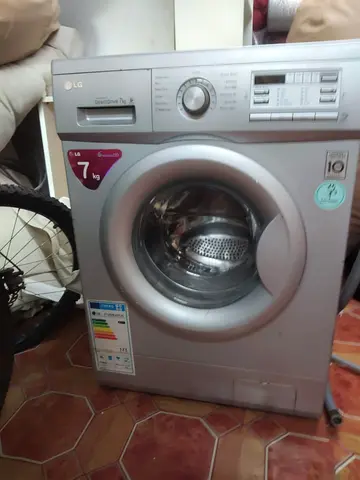 LG washing machine 7kg very good price