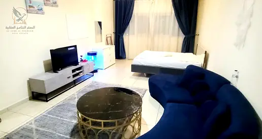 استوديو مفروش للإيجار الشهري في أبراج عجمان ون  بالقرب من دوار فيرونا والكورنيش باركن خاص