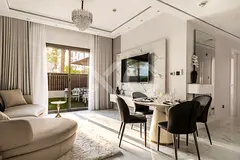 Upgraded 2BR Apartment with Private Garden Access