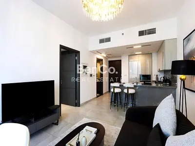 12 Cheques | High Floor | Huge Terrace