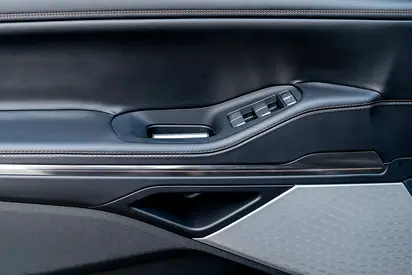 2025 Lincoln NAVIGATOR — миниатюра 14