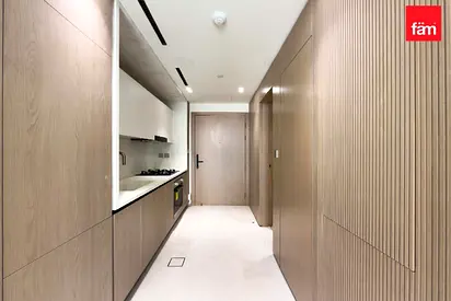 Vacant // Ready To Move in // Prime Location