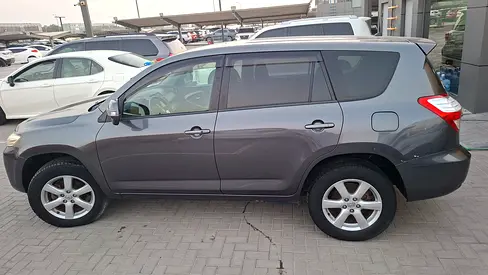 2010 Toyota RAV 4 — миниатюра 11
