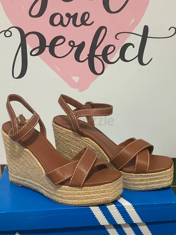 MANGO wedges, brand new - size 39