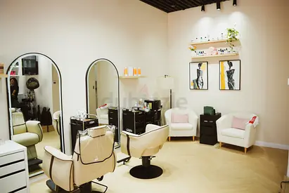 Hands-Off Investment: Premium Beauty Lounge, 10+ Years Established, Ready to Scale