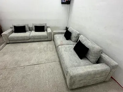 Perfect condition chattles and more sofa set