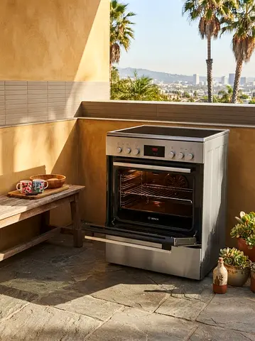 Bosch Electric Cooking Range – 66L Oven | 6 Heating Methods | Delivery & Warranty