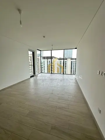 Bright 3BR Apartment | Downtown City View | One Park Avenue