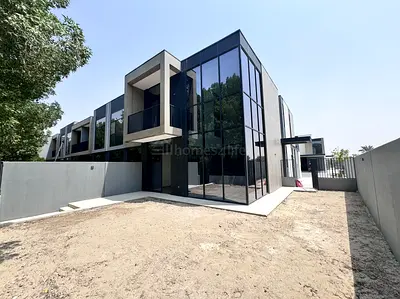 4 Bed End Corner | G+1 | Single Row