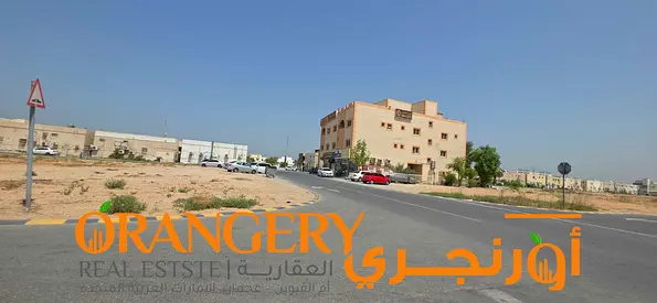 أرض سكنية تجارية للبيع في الرقة – أم القيوين | موقع مميز بالقرب من السوق الصيني