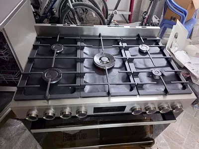 Bosch Series 8 Full Gas Cooker 90x60cm Almost Brand new Cooker with Manual