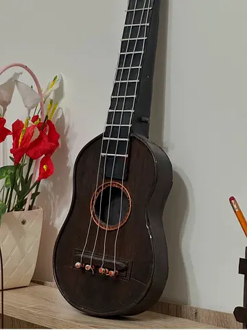 Handmade decor mini Guitar