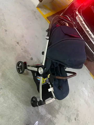 Mamas & Papas Signature Edition pram (boxed) and stroller strada