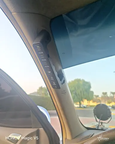 2005 Toyota PRADO — миниатюра 16