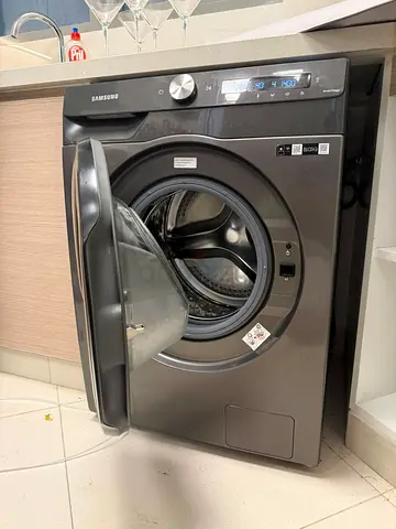 Samsung 9kg Door in Door washing machine with wifi Good Condition