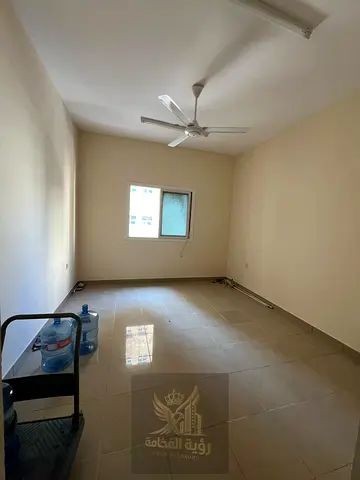استوديو لقطة للإيجار السنوي في النباعة فرصة مميزة للإيجار السنوي في النباعة، استوديو بسعر مناسب جد