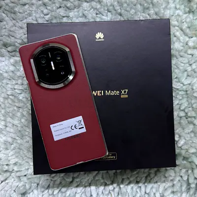 HUWAEI MATE X7 512 GB