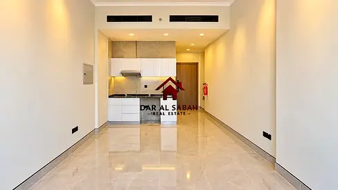 HUGE STUDIO FOR FAMILY JUST IN 32K