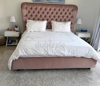 King upholstered bed frame with tufted headboard - beige/pink