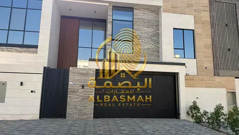 Distinctive villa for sale in Al-Houshi.
